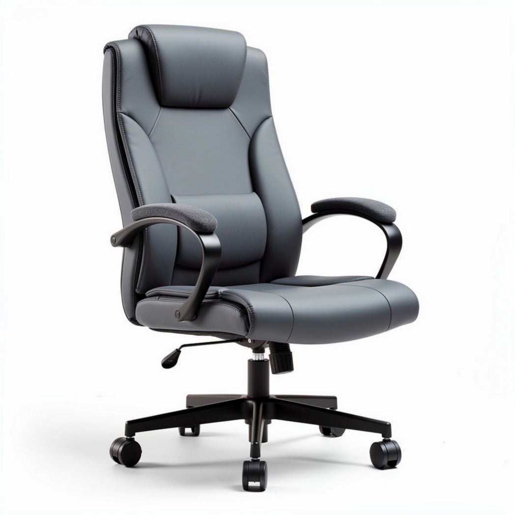 Chaise de bureau en simili cuir gris dimensions 45 x 60 x 110cm avec accoudoirs réglables